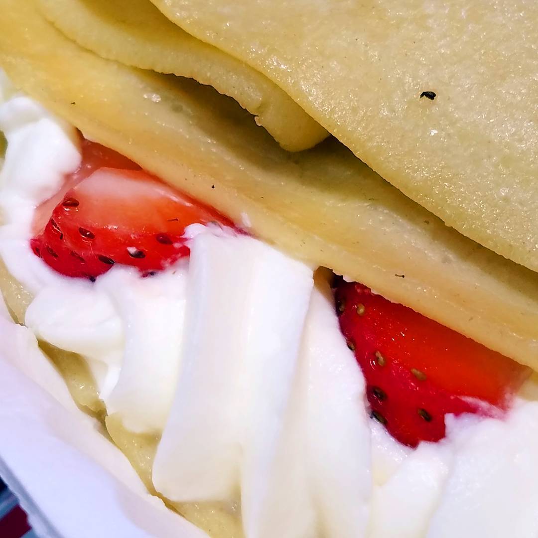 Strawberries & Cream Crepes!!! @bellekitchenokc #pastry #strawberries #whippedcream #fresh #real #handmade #eeeeeats #f52grams #instagram #bonappetit #buzzfeed #travelchannel #keepitlocalok #zagat #bellekitchen #saveur #food #foodie #insta #pic #pretty #instagood #beautiful #foodpics