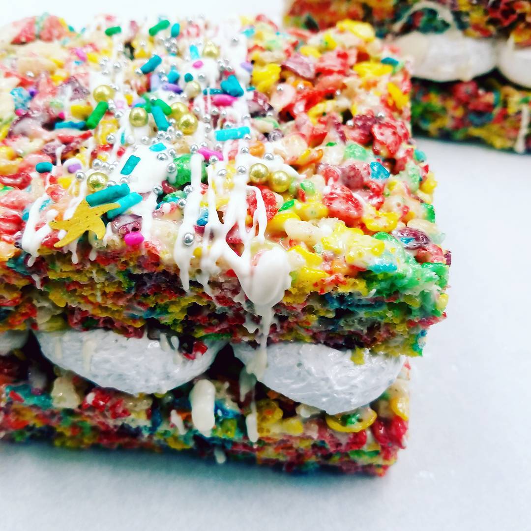 Fruity Pebb FLUFF Sammies…we had a chance to knock some more out today! In the case first thing!!! NOW THIS IS BREAKFAST!

@bellekitchenokc #pastry #fruitypebbles #fluff #marshmallow #colorful #color #rainbow #glutenfree #sprinkles #confetti #huge #delicious #need #want #yes #zagat #bonappetit #okc #instagood #dessert #keepitlocalok #foodpics #foodie #foodporn #food #dessert #beautiful #bellekitchen