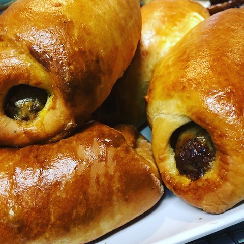 Kolaches…Brekkie in a Bun!
@bellekitchenokc #eats #kolaches #kolache #brioche #nothotdog #zagat #instafood #food #foodie #foodporn #foodpics #delicious #handmade #eeeeeats #beautiful #bellekitchen