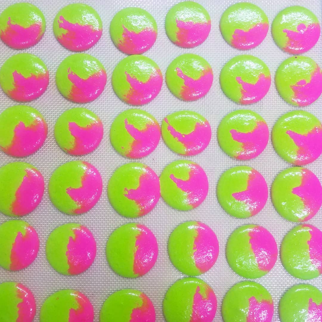 We Mac your Dreams come True. Strawberry Lime.
🍓
@bellekitchenokc #macaron #macarons #food #foodie #foodporn #instafood #instagood #f52grams #cookingchannel #keepitlocalok #yummy #yes #visitokc #travelok #yum #hotpink #green #strawberry #lime #beautiful #bellekitchen